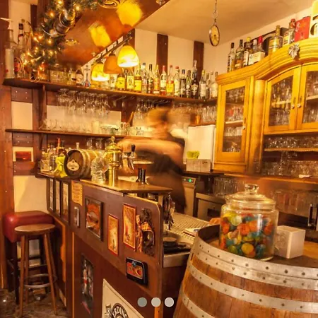 Loreley Weinstuebchen 3* Sankt Goarshausen