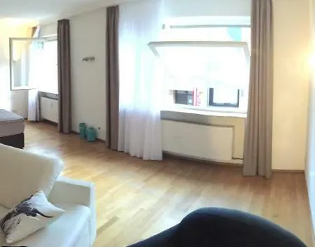 罗蕾莱维恩斯蒂尔布辰旅馆 招待所 圣戈阿尔斯豪森