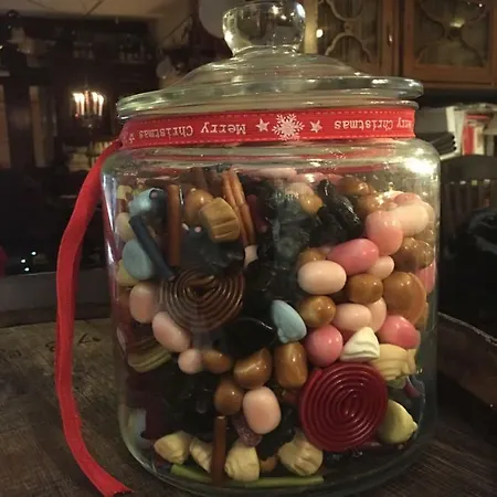 ゲストハウス Loreley Weinstuebchen ザンクト・ゴアールスハウゼン