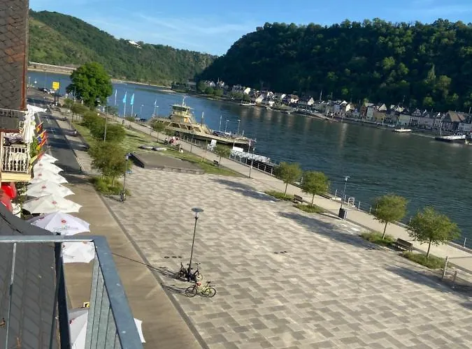 Loreley Weinstuebchen Gasthof 3*