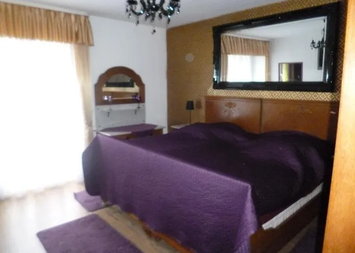 Loreley Weinstuebchen Sankt Goarshausen